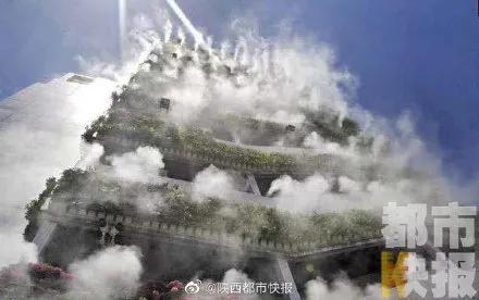 自带降温功能！西安一10层高楼成网红 垂直绿化仙气飘飘